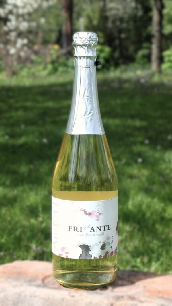 Frizzante Pinot weiß vom Weinhof Anderl